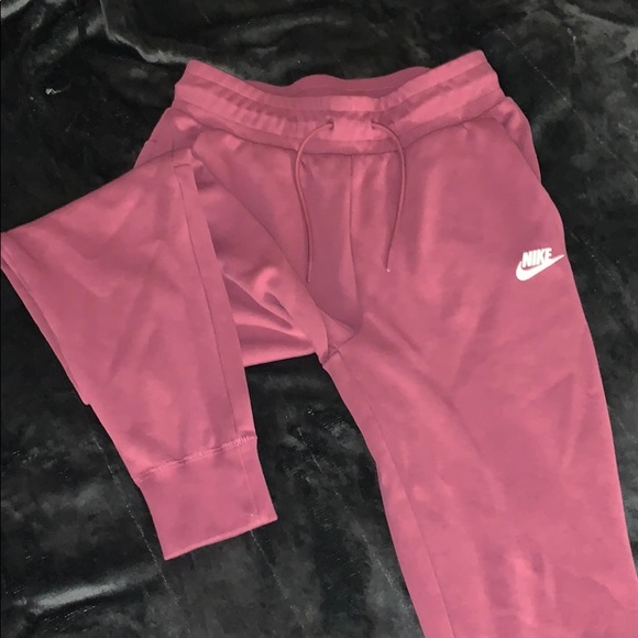 Nike Sweats - Picture 3 of 3